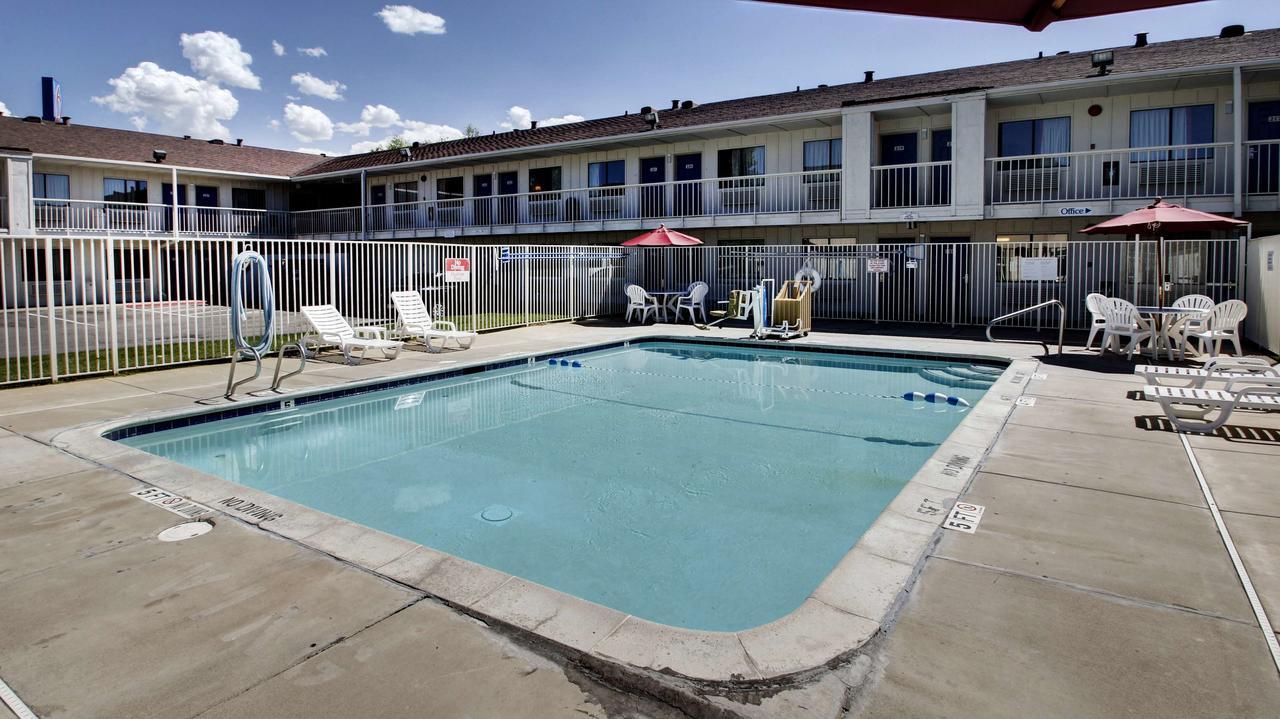 Super 8 By Wyndham - Salt North
